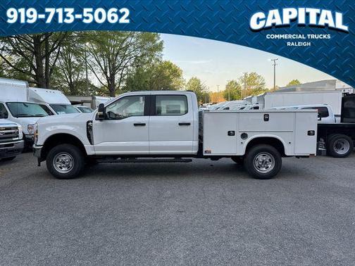 Oxford White 2026 Ford F-350 8FT SERVICE BODY