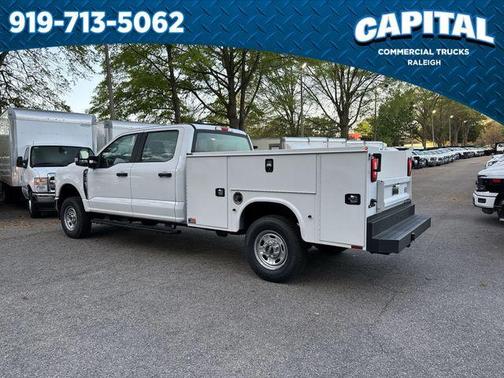 Oxford White 2026 Ford F-350 8FT SERVICE BODY