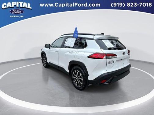 2025 Toyota Corolla Cross Hybrid SE