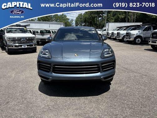 Biscay Blue Metallic 2019 Porsche Cayenne Base