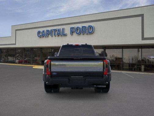 2026 Ford F-350 Platinum