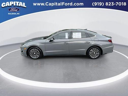 2023 Hyundai SONATA Hybrid Limited