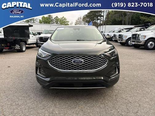 Forged Green Metallic 2023 Ford Edge SEL