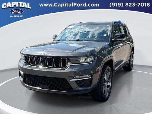 Metallic 2024 Jeep Grand Cherokee Limited
