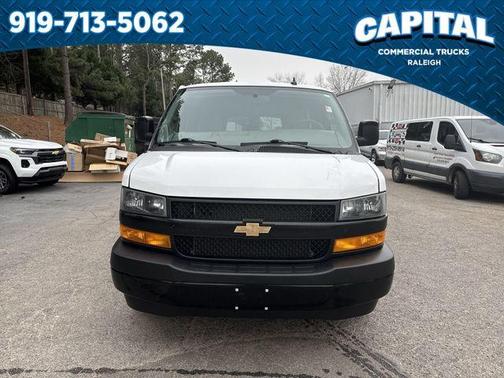 2022 Chevrolet Express 3500 LS