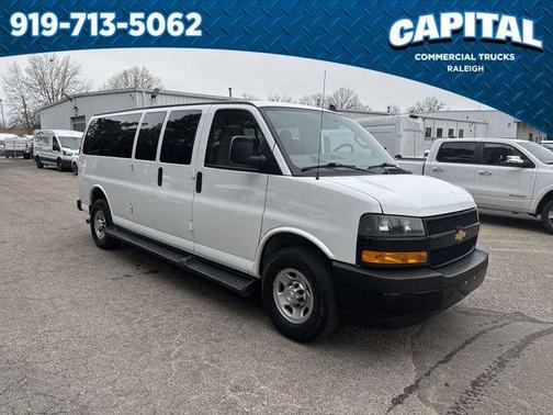 2022 Chevrolet Express 3500 LS
