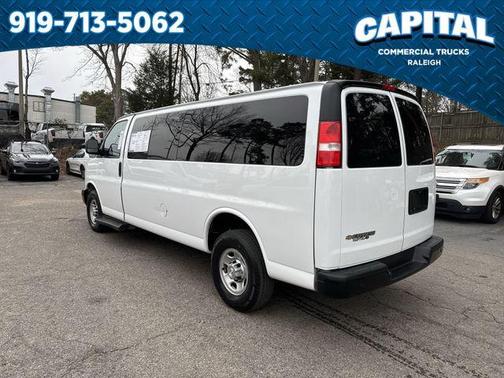 2022 Chevrolet Express 3500 LS