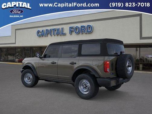 2025 Ford Bronco Base