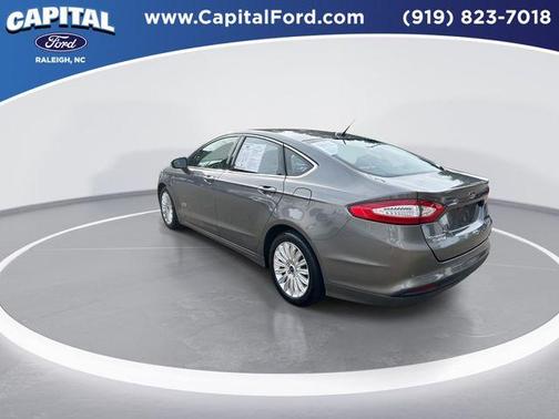 2014 Ford Fusion Energi SE Luxury