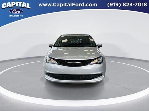 Silver Mist Clearcoat 2023 Chrysler Voyager LX