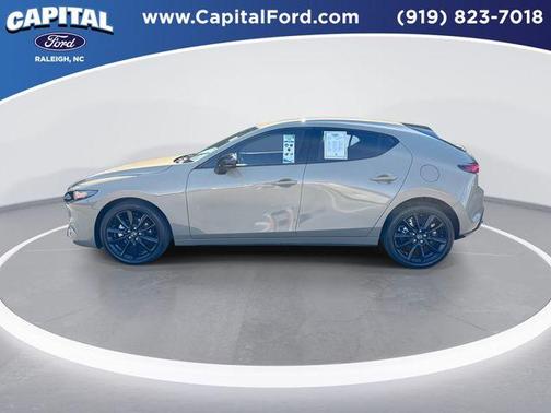 2024 Mazda Mazda3 2.5 Carbon Turbo