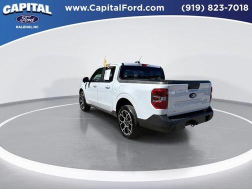 White Metallic 2025 Ford Maverick Lariat