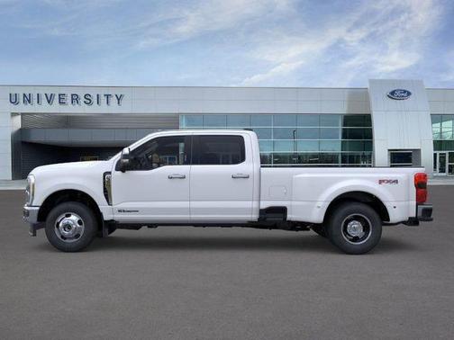 2025 Ford F-350 Lariat Super Duty