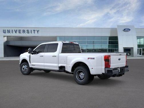2025 Ford F-350 Lariat Super Duty