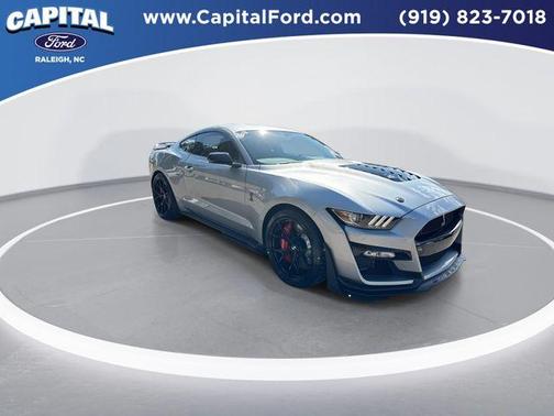 2022 Ford Shelby GT500 Base