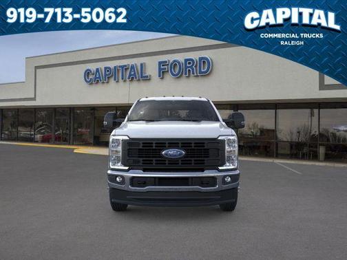Oxford White 2026 Ford F-350 XL