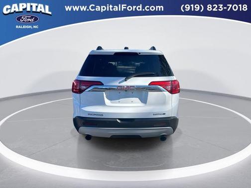 2017 GMC Acadia SLE-2