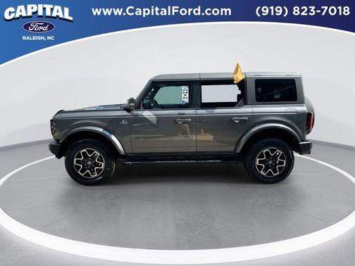 2022 Ford Bronco Outer Banks