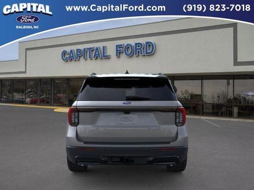 Carbonized Gray Metallic 2026 Ford Explorer ST-Line