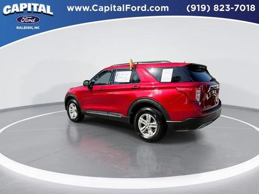Rapid Red Metallic Tinted Clearcoat 2023 Ford Explorer XLT