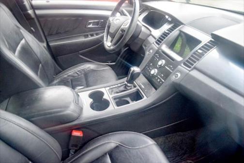 2018 Ford Taurus SEL