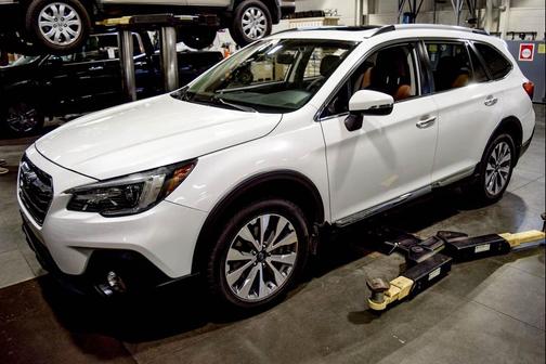 2019 Subaru Outback 2.5i Touring