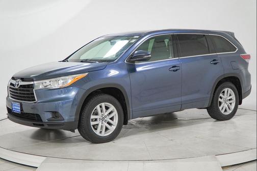2016 Toyota Highlander LE