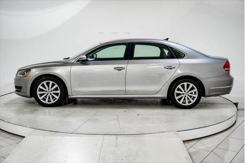 2012 Volkswagen Passat 2.5 SEL