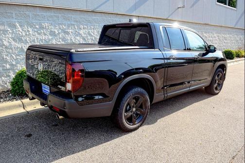 2022 Honda Ridgeline Black