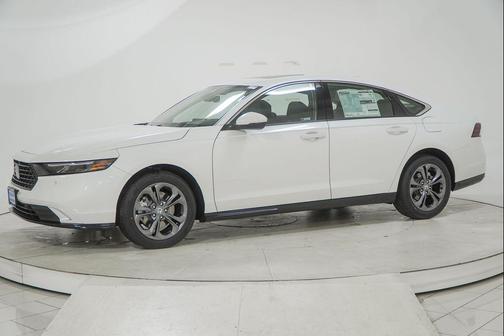 Platinum White Pearl 2026 Honda Accord Hybrid EX-L