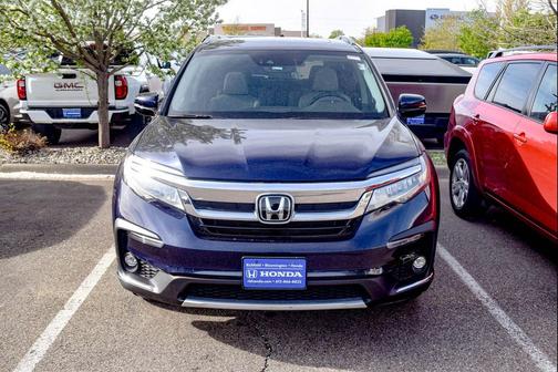 B-588p 2022 Honda Pilot AWD Elite