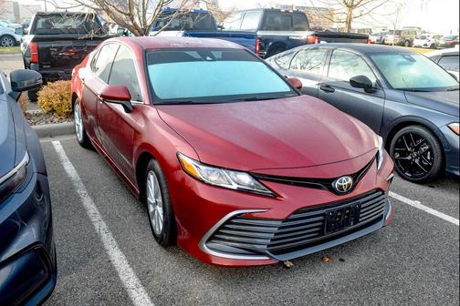 2022 Toyota Camry LE