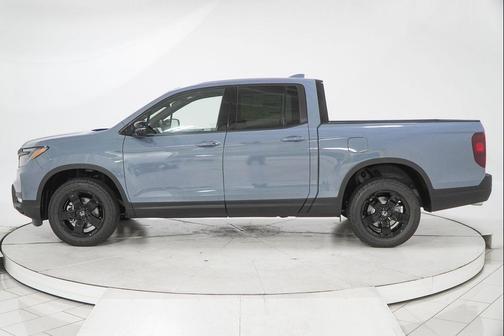 Sonic Gray Pearl 2026 Honda Ridgeline Black