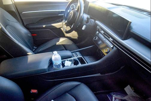 2025 Hyundai SONATA Hybrid Limited