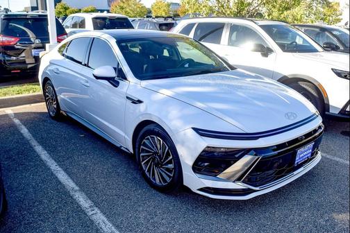 2025 Hyundai SONATA Hybrid Limited