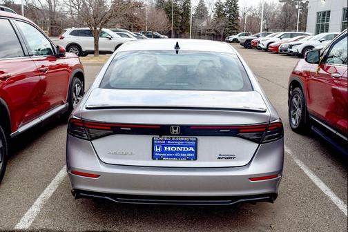 2025 Honda Accord Hybrid Sport-L