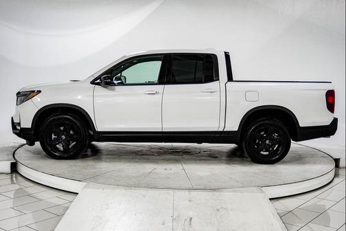 2023 Honda Ridgeline Black