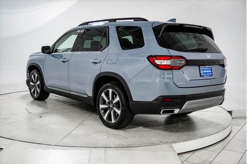 2023 Honda Pilot AWD Elite