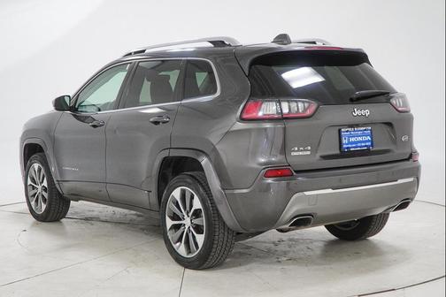 2019 Jeep Cherokee Overland