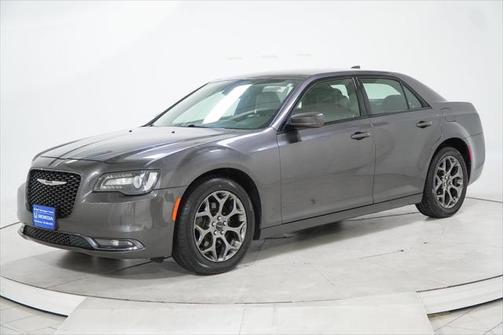 2016 Chrysler 300 S
