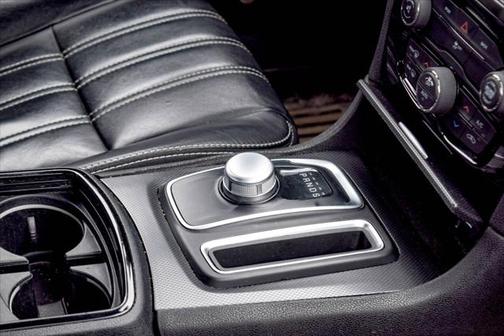 2016 Chrysler 300 S
