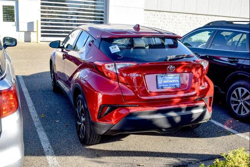 2020 Toyota C-HR XLE