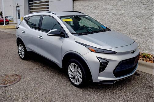 2023 Chevrolet Bolt EUV FWD LT