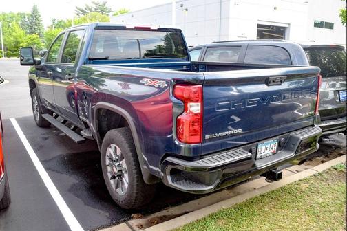Northsky Blue Metallic 2022 Chevrolet Silverado 2500 Custom