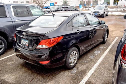 2013 Hyundai Accent GLS
