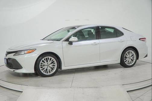 2018 Toyota Camry XLE