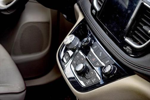 2020 Chrysler Pacifica Limited