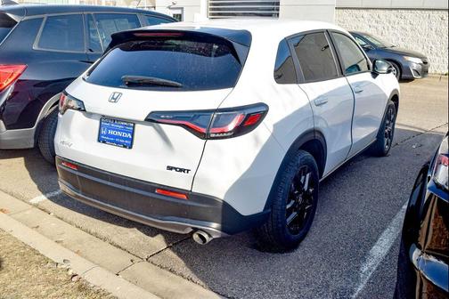 Platinum White 2023 Honda HR-V AWD Sport