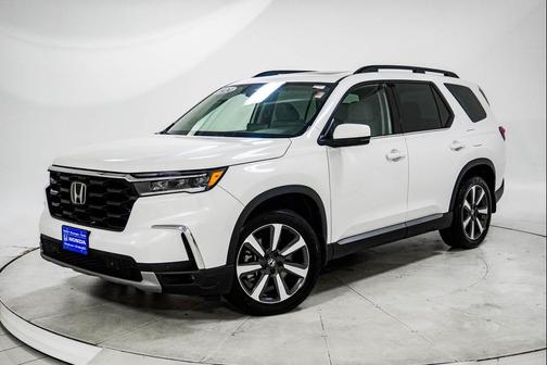 2024 Honda Pilot Touring 8-Passenger