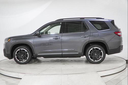 2026 Honda Pilot Touring 8-Passenger